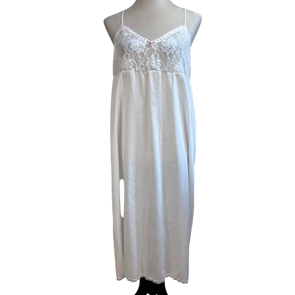Vintage Cacique White Lace Bodice Nightgown M Cottagecore Rosebud Made in USA